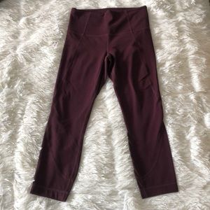 Athleta maroon cropped leggings